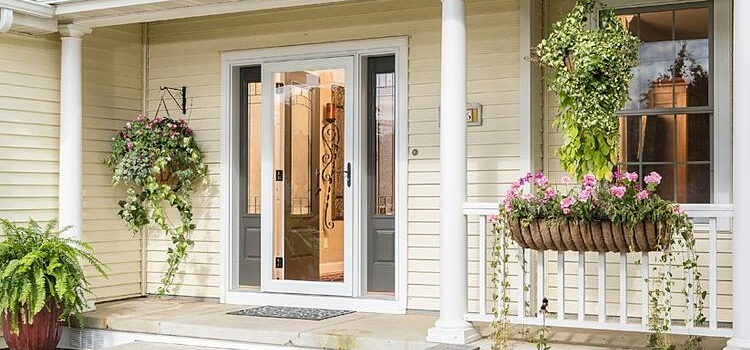 screen door installation in Rancho Palos Verdes